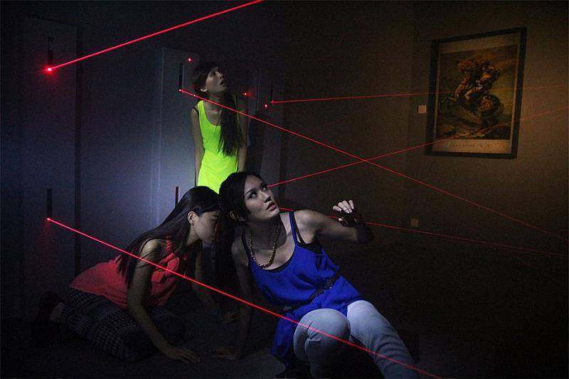 密室逃脫團(tuán)建活動(dòng)