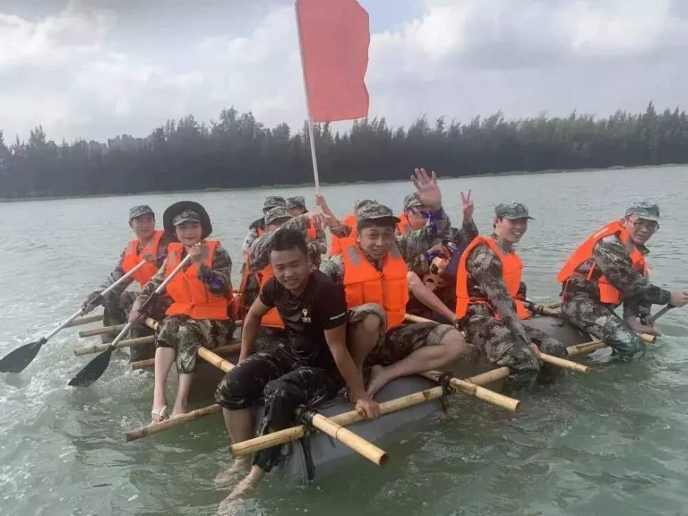 扎筏泅渡 扎筏泅渡